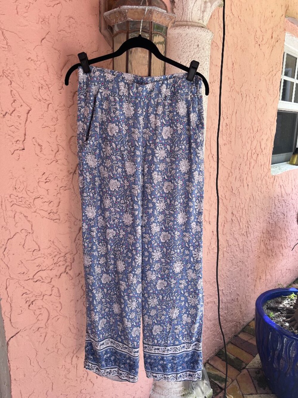 H&M LOGG Blue and White Floral Pants Size 4